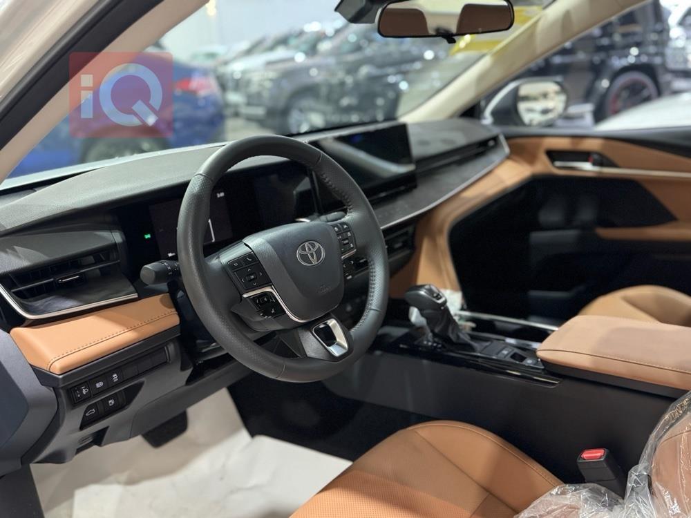 تۆیۆتا کامری